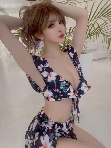 ゆんころちゃんSNS掲載💓新作水着👙🌈 | Tikaブログ